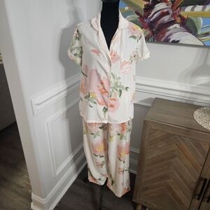 Anthropologie Plum Pretty Sugar Siren Song Floral Pajama Set Medium Short Sleeve